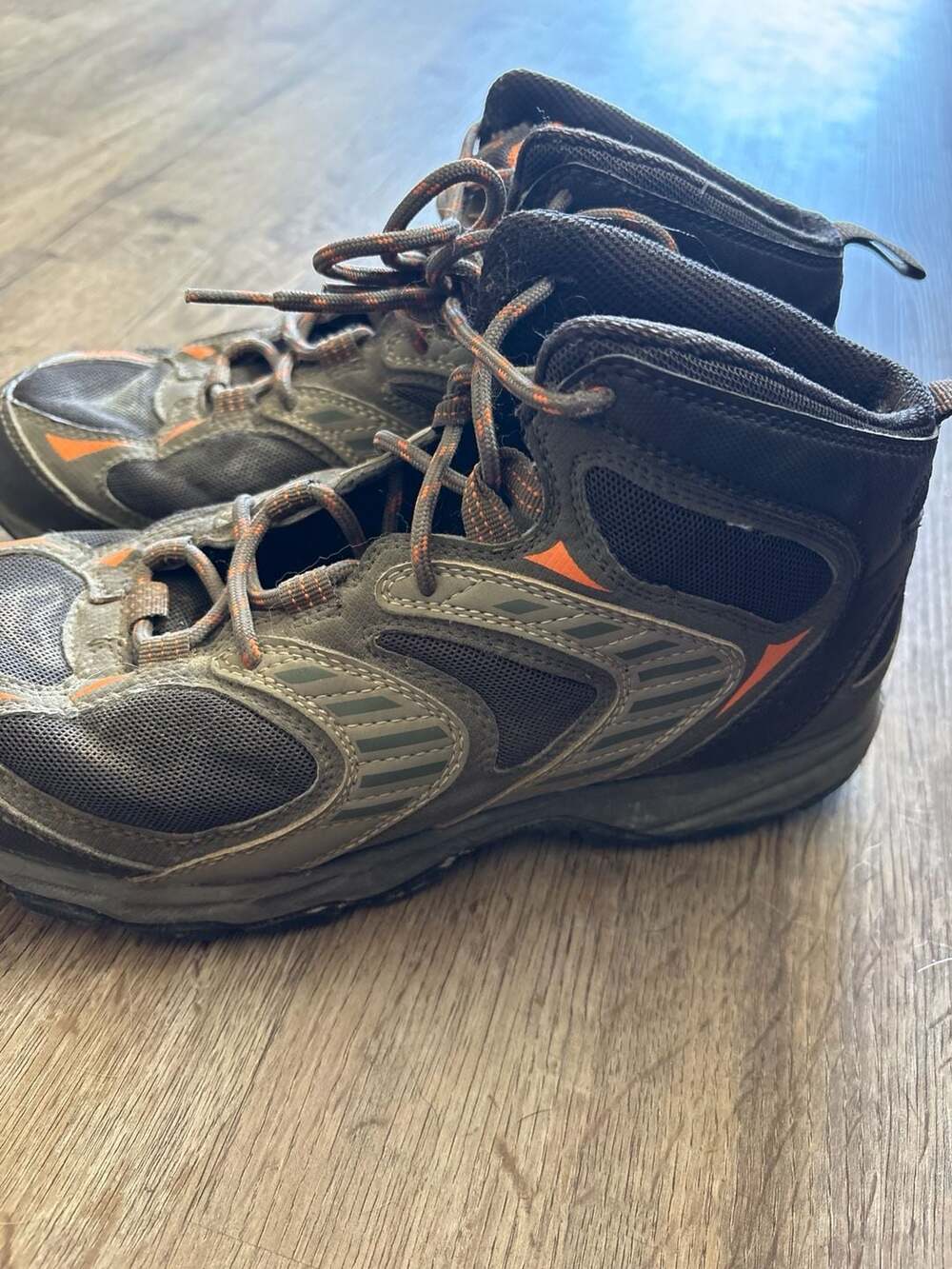 WindRiver Men's Quad Lite Mid Waterproof Hiking Boots